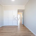 Rent 3 bedroom apartment of 79 m² in Lisbon