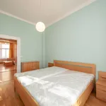 Pronajměte si 2 ložnic/e byt o rozloze 62 m² v Prague