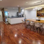 Rent 6 bedroom apartment of 500 m² in Bangkok