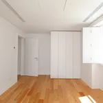 Rent 1 bedroom apartment of 69 m² in Lisboa