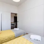 Rent 2 bedroom apartment of 100 m² in Porto