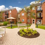 Flat to rent in Oakhill Place, High View, Bedford MK41