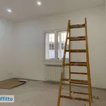 Affitto 3 camera appartamento di 107 m² in Palermo