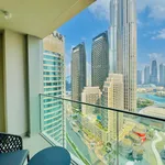 Rent 4 bedroom apartment of 144 m² in Dubai