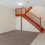 Rent 6 bedroom house in Point Cook