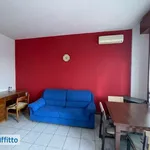 Rent 2 bedroom apartment of 70 m² in Milan