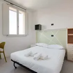 Rent 1 bedroom apartment of 25 m² in Milan