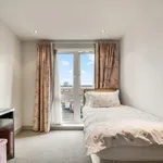 Rent 5 bedroom apartment in London