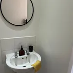 Rent 1 bedroom flat of 44 m² in Leeds