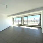 Appartement de 91 m² avec 1 chambre(s) en location à Marseille