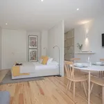 Rent 1 bedroom apartment of 47 m² in Porto