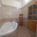 Pronajměte si 2 ložnic/e byt o rozloze 74 m² v Leština