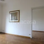 Rent 4 bedroom apartment of 100 m² in Milano