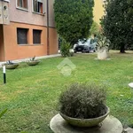 Rent 4 bedroom apartment in Padova