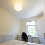 Rent 3 bedroom flat in West Midlands