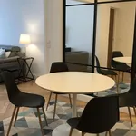 Appartement de 68 m² avec 3 chambre(s) en location à Paris