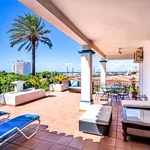 Rent 4 bedroom house of 800 m² in Marbella