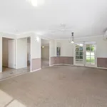 Rent 4 bedroom house in Port Macquarie