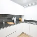 Rent a room of 170 m² in Barcelona