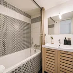 Appartement de 73 m² avec 4 chambre(s) en location à Paris