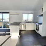 Rent 3 bedroom apartment in Kingston