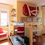 Rent 2 bedroom apartment of 45 m² in Milano