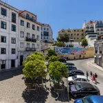 Rent 3 bedroom apartment of 1292 m² in Lisbon