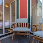 Rent 1 bedroom apartment of 55 m² in lisbon