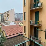 Rent 1 bedroom apartment in milan