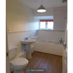 Rent 3 bedroom apartment in Yorkshire And The Humber