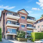 Rent 2 bedroom apartment in Kirribilli