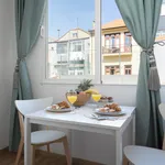 Rent 1 bedroom apartment of 55 m² in Porto