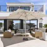 Rent 5 bedroom house of 790 m² in Marbella