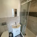 Rent 4 bedroom flat in West Midlands