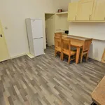 Rent 1 bedroom student apartment in Leeds