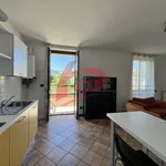 Rent 2 bedroom apartment in Laveno-Mombello