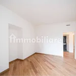 Rent 5 bedroom apartment of 191 m² in Genoa