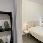 Rent 1 bedroom apartment of 50 m² in milan