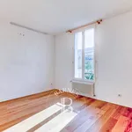 Maison de 192 m² avec 7 chambre(s) en location à Suresnes