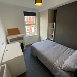 Rent 1 bedroom house of 145 m² in Leeds