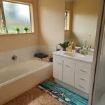 Rent 3 bedroom house in Papamoa