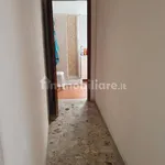 Affitto 3 camera appartamento di 100 m² in Reggio Calabria