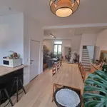 Appartement de 130 m² avec 2 chambre(s) en location à brussels