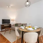 Rent 2 bedroom apartment of 75 m² in lisbon