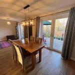 Rent 4 bedroom house in East Staffordshire