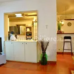 Rent 5 bedroom house of 238 m² in Ragusa