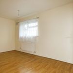 Rent 3 bedroom flat in Stoke-on-Trent