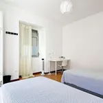 Rent a room in lisbon