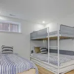 Rent 2 bedroom apartment in Richmond Hill (Crosby)