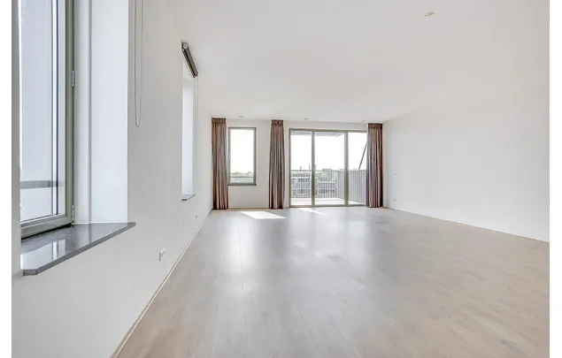 Huur 1 slaapkamer appartement van 115 m² in Hoofddorp